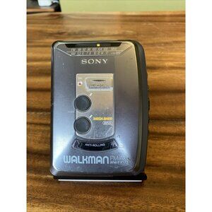 Sony Walkman WM-FX173 Cassette Player & FM/AM Radio